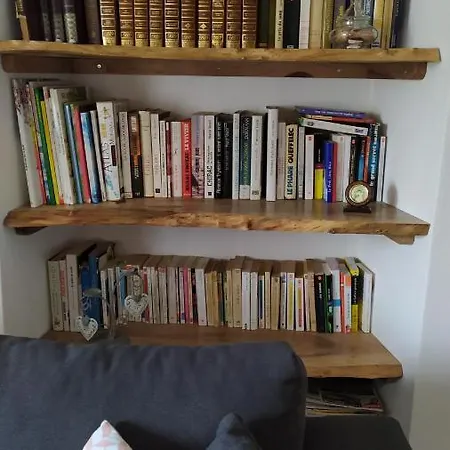 Casa De Amigos * Ancião