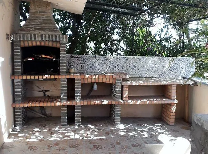 Casa De Amigos * Ancião